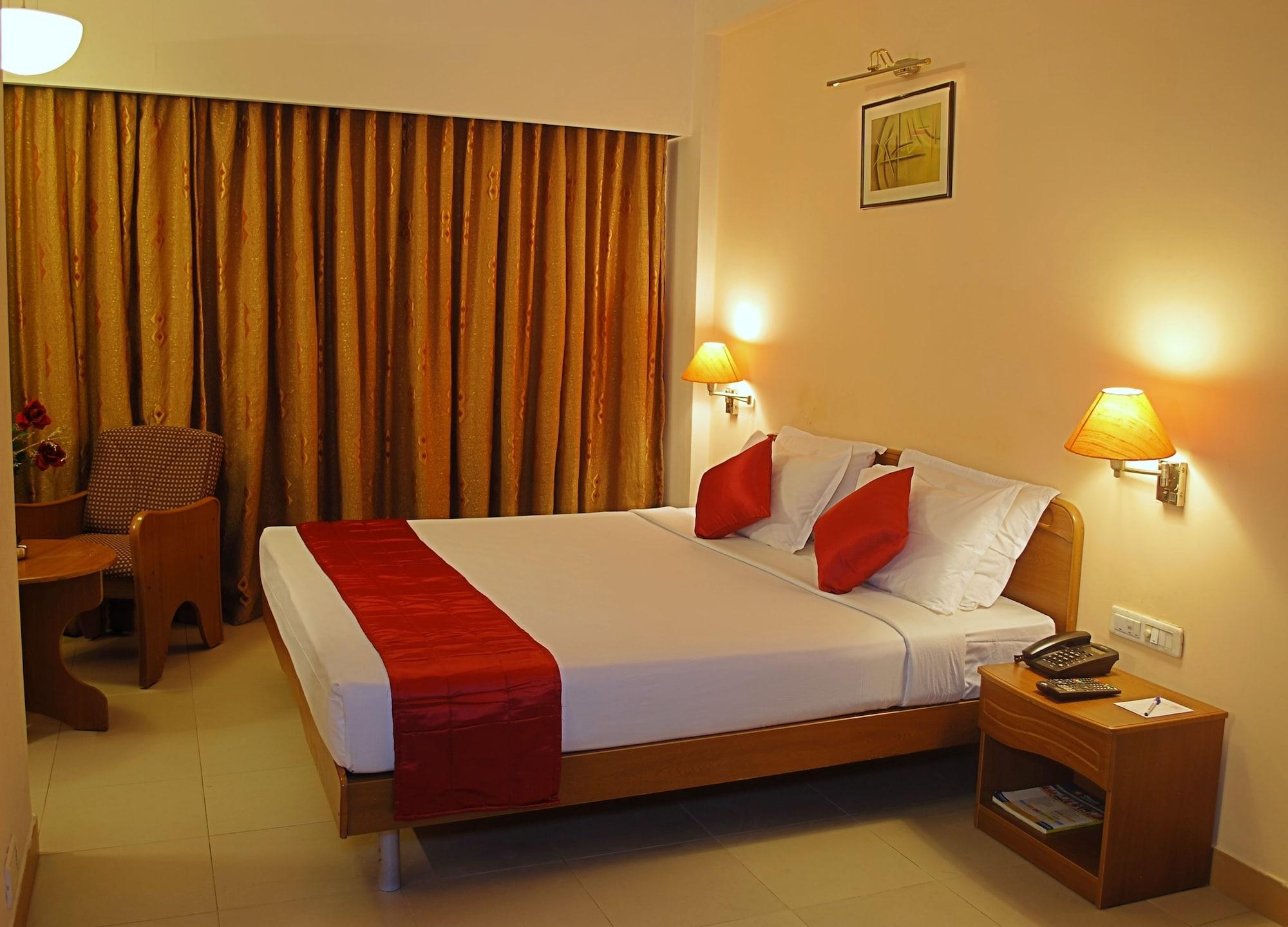 Super Townhouse Koyambedu Hotel Chennai Eksteriør billede
