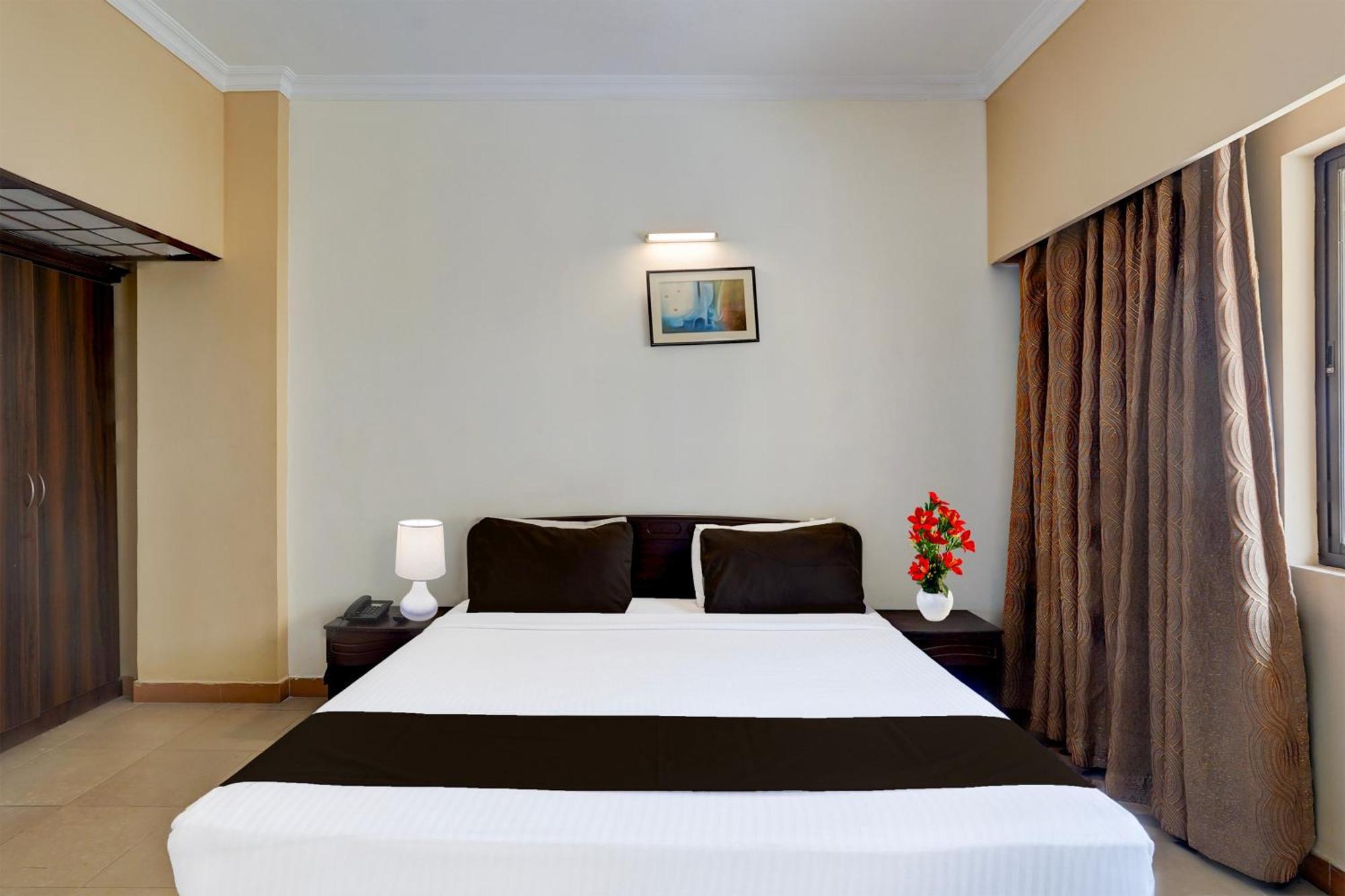 Super Townhouse Koyambedu Hotel Chennai Eksteriør billede