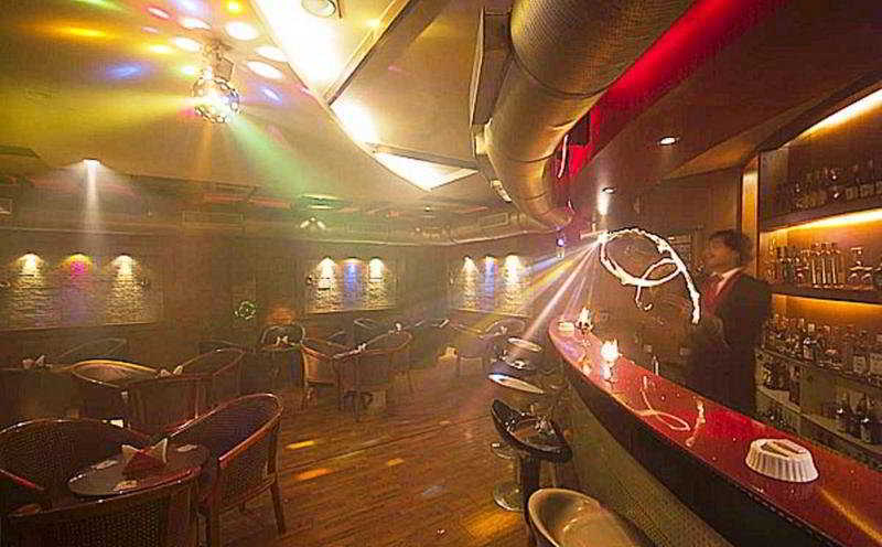 Super Townhouse Koyambedu Hotel Chennai Eksteriør billede