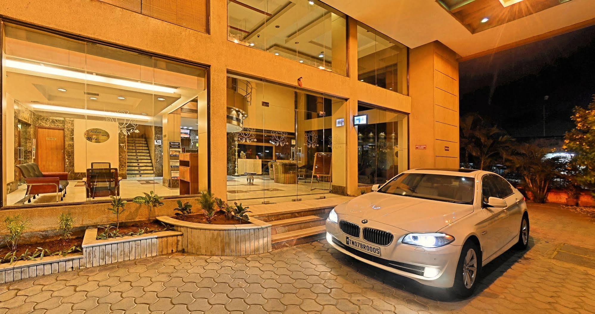 Super Townhouse Koyambedu Hotel Chennai Eksteriør billede