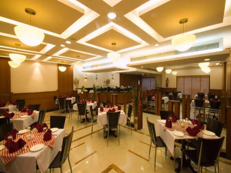 Super Townhouse Koyambedu Hotel Chennai Eksteriør billede