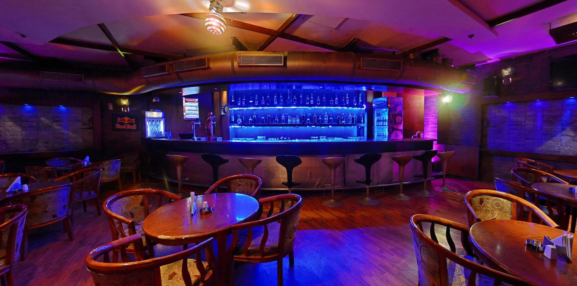 Super Townhouse Koyambedu Hotel Chennai Eksteriør billede