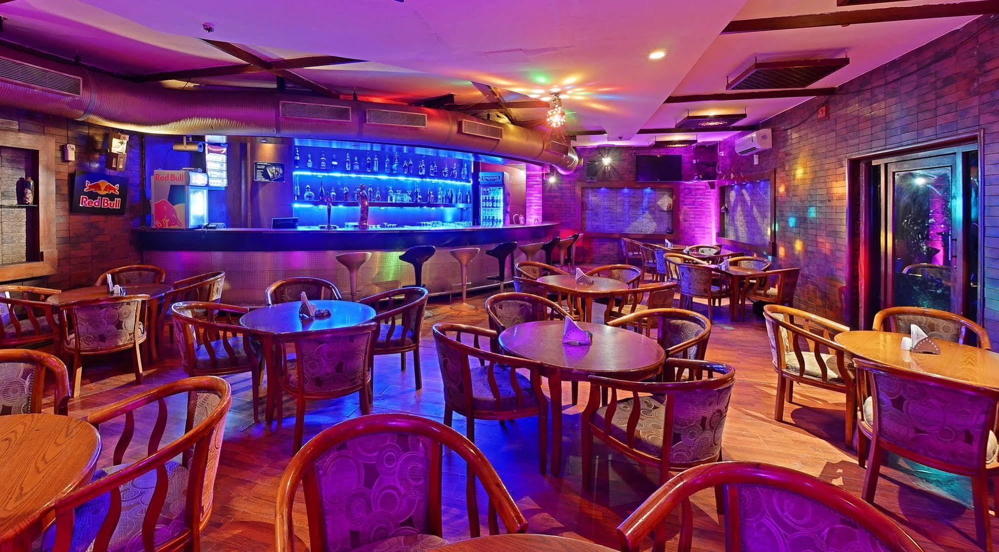 Super Townhouse Koyambedu Hotel Chennai Eksteriør billede